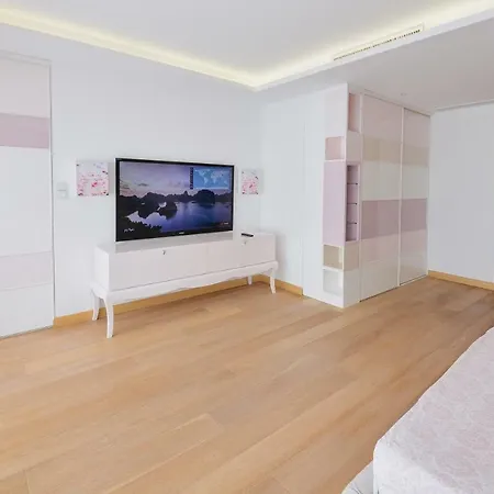 Bay View Luxury *